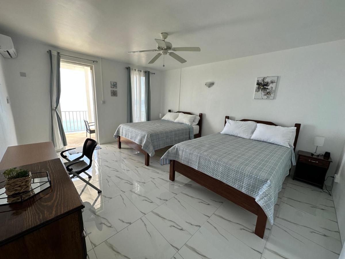 Eldorado Guesthouse & Car Rental Roseau Esterno foto